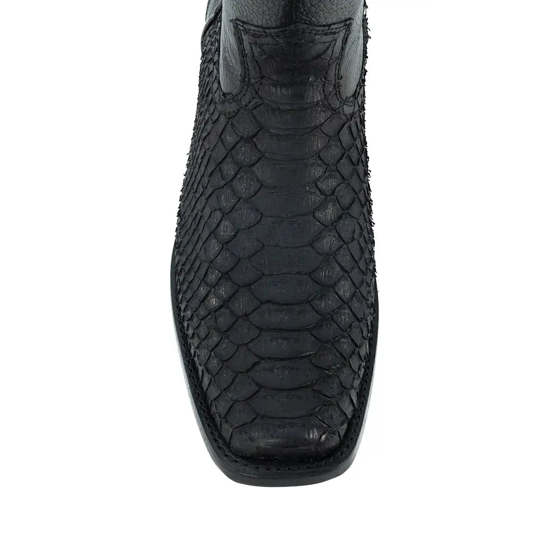 DYLAN PYTHON NEGRO