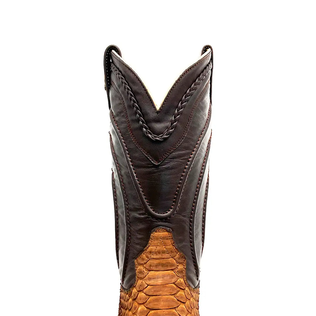 BULL DOG PATA DE AVESTRUZ TAMARINDO